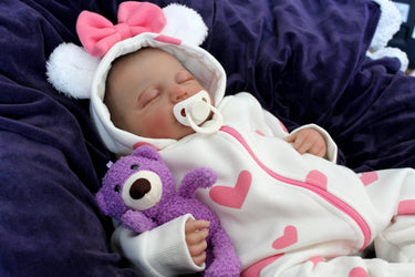 Painted Finished Reborn 2 to 8 Pounds Lifelike Baby Doll 20” Weighted Newborn Baby Heavy Dolls For Children Child Friendly Gifts For Girls